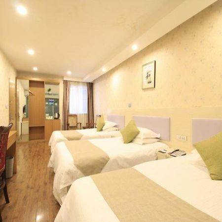 Greentree Inn Wenzhou Lucheng Xiaonanmen Express Hotel מראה חיצוני תמונה