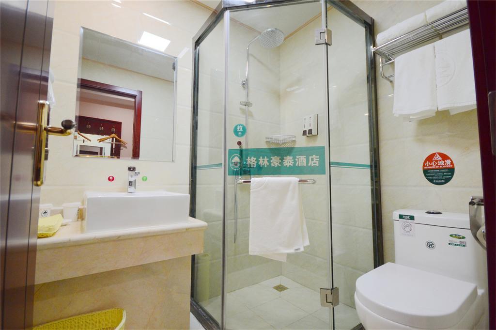 Greentree Inn Wenzhou Lucheng Xiaonanmen Express Hotel מראה חיצוני תמונה